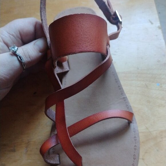 GAP Leather Strappy Sandals Size 8 - Picture 3 of 5